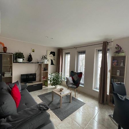 Nyil Apartman Wellnes Debrecen Exterior foto